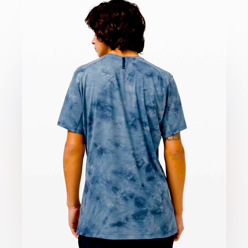 Lululemon Always Agile Short Sleeve
Diamond Dye True Navy Chambray - Picture 2 of 10